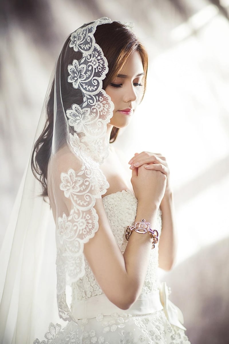 Lace Wedding Dress